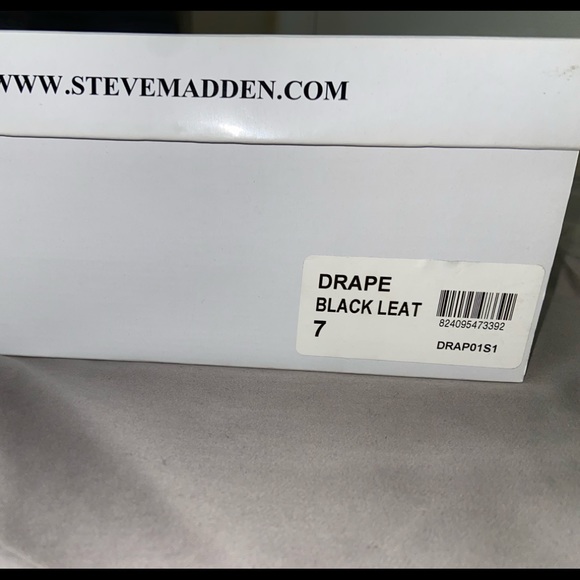 WOMENS Steve Madden Drape Chelsea boot in size 7 - Picture 2 of 4